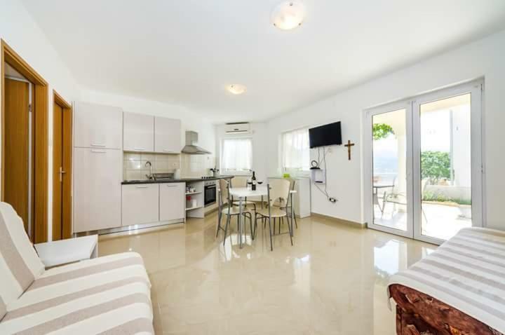 Apartmani Tanja Pridraga Exterior foto